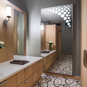 Luxury King Room
